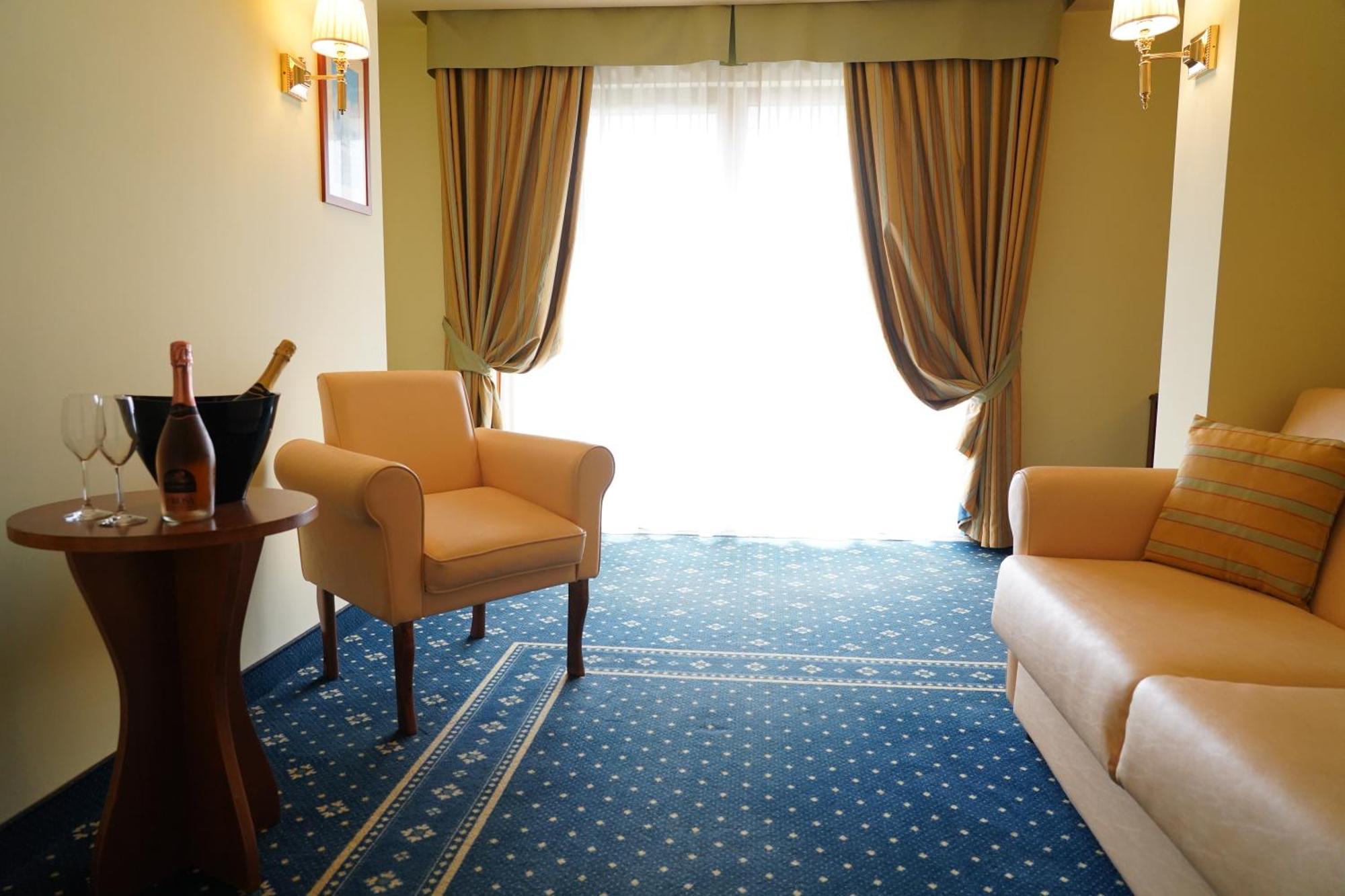 Hotel Lemi Benevento Ngoại thất bức ảnh